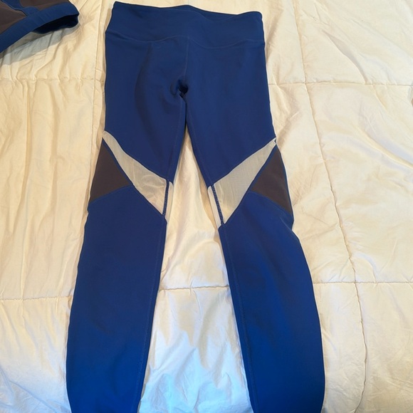 Fabletics set - Picture 3 of 4